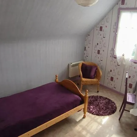 Hébergement de vacances House With Beautiful Garden Close To The Sea
